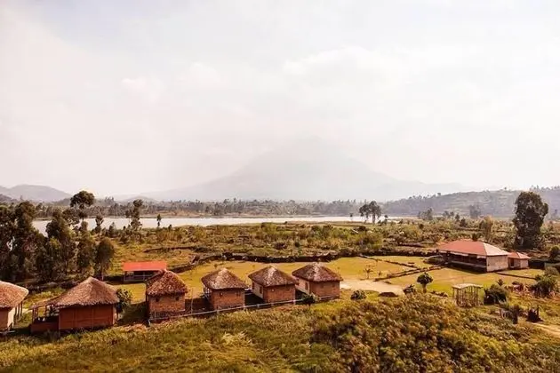 Lake Chahafi  Resort