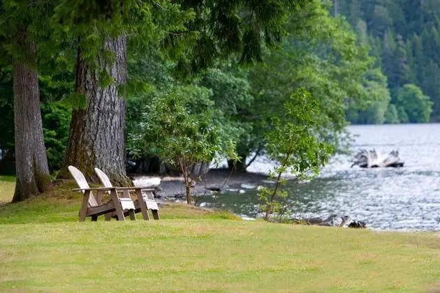 Lake Crescent Lodge - Dış Mekan