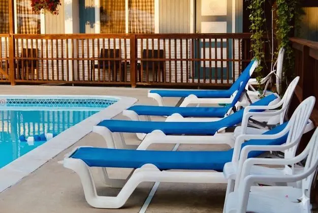 Lake Haven Motel - Havuz