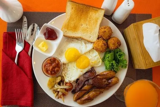 Hotel Lake Himalaya - Yerinde Yemek