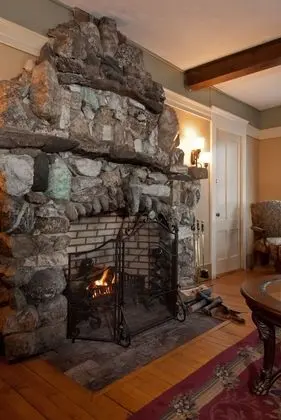 The Lake House at Ferry Point - İç Mekan