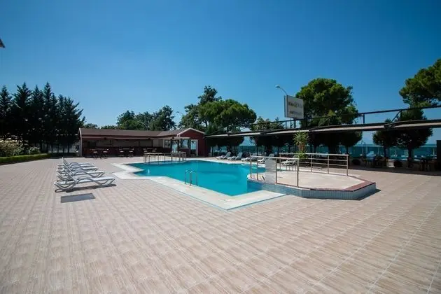 LAKE LİFE HOTEL - Dış Mekan