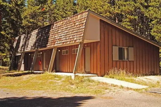 Lake Lodge - Genel