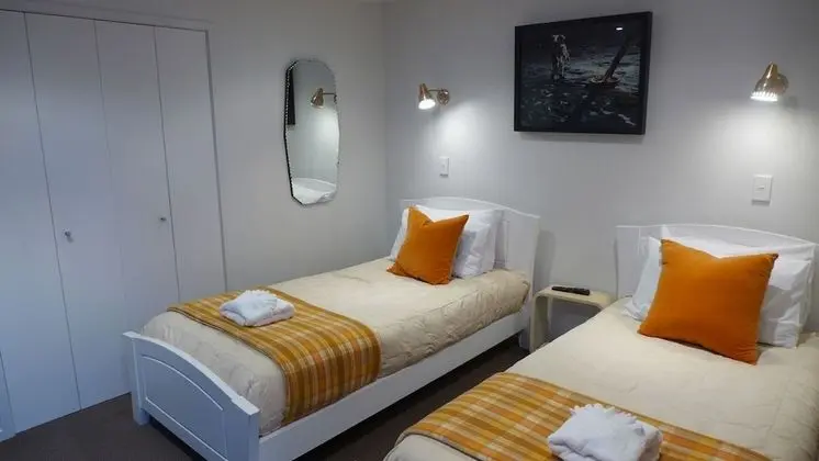 The Lake Motel