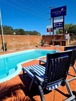 Lake Macquarie Motor Inn - Havuz