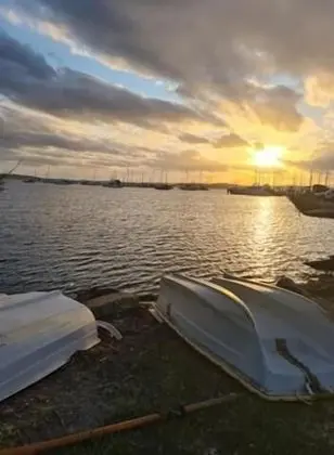 Lake Macquarie Motor Inn - Plaj