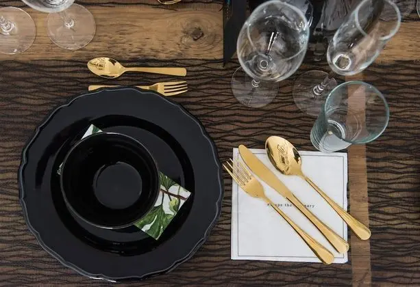 Lake Studio by Loft Affair