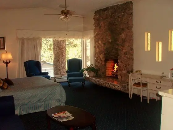 Lake Tahoe Ambassador Lodge