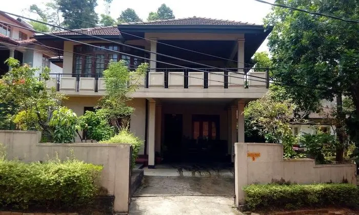 Lake Terrace