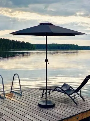 The Lake. Unique Waterfront Villa - Plaj