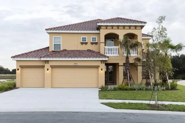 Lake View 6BR 5BA Solterra Pool Home