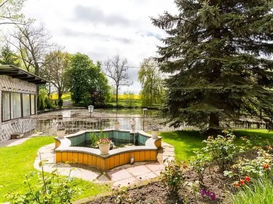 Lake View Apartment in Klein Pravtshagen near Seabeach with Garden - Havuz