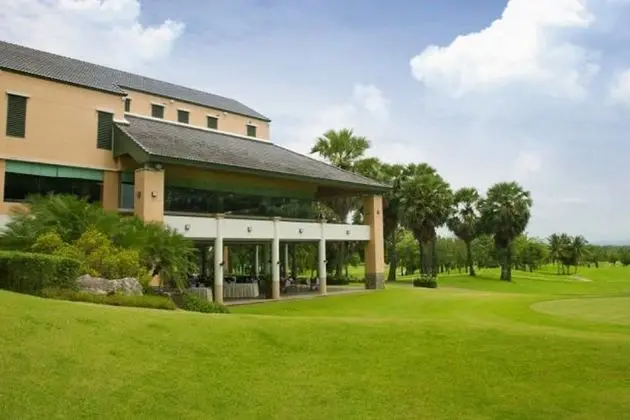 Lake View Resort & Golf Club