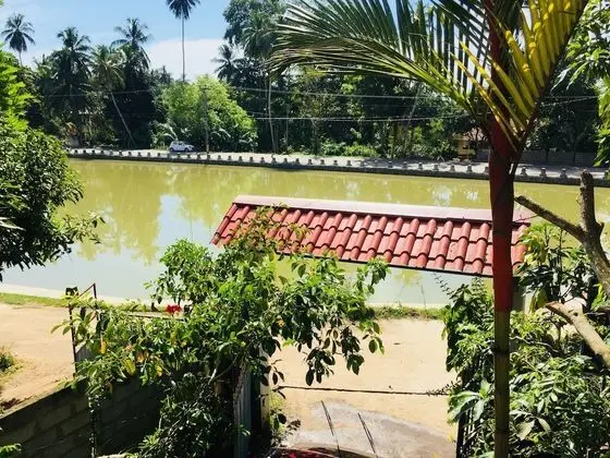 Lake View Home Stay Tangalle - 1