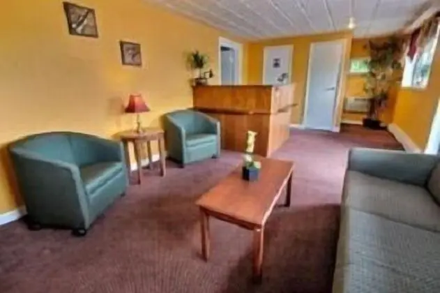 Lake View Inn - Lobi