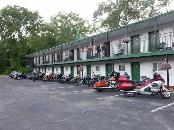 Lake View Inn - Öne Çıkan Resim