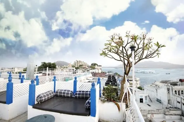 The Lake View Hotel – On Lake Pichola - Yerinde Yemek
