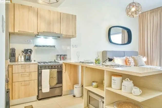Lake View Luxurious Studio Bnbmehomes - Oda