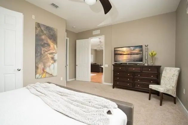 Lake View Penthouse Loft