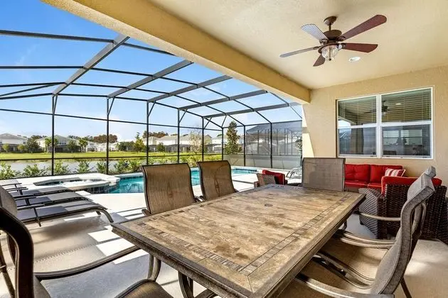 Lake Views, Private Pool & Spa, Games Room.. - Dış Mekan