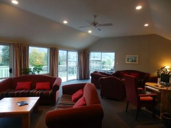Lake Wanaka Lodge - İç Mekan