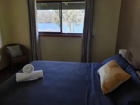 Lake Yalleena Nature Retreat - Oda