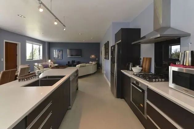Lakefront Holiday Home - Mutfak