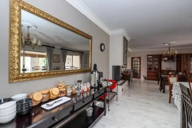 The Lakehouse Guest House - Yerinde Yemek