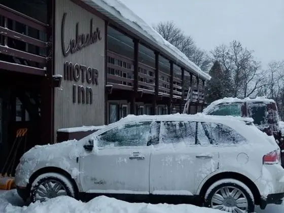 Lakeshor Motor Inn
