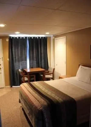 Lakeshor Motor Inn - Oda