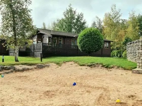 Lakeside 28