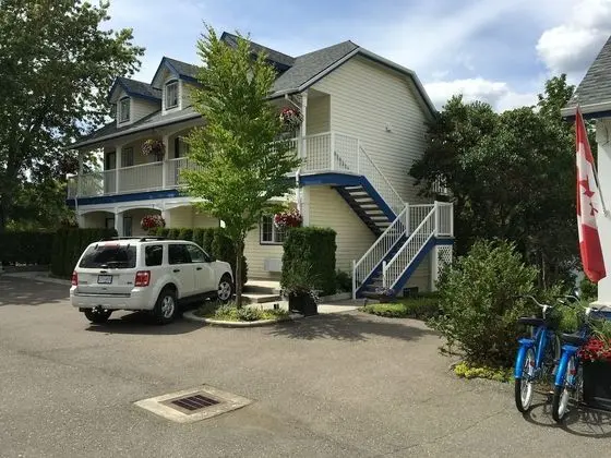 Lakeside Country Inn - Dış Mekan
