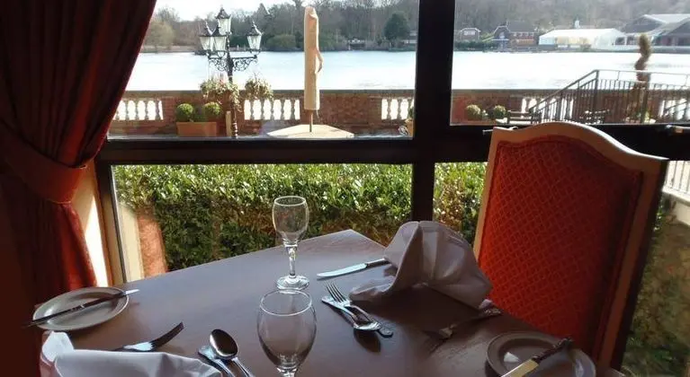 Lakeside International Hotel