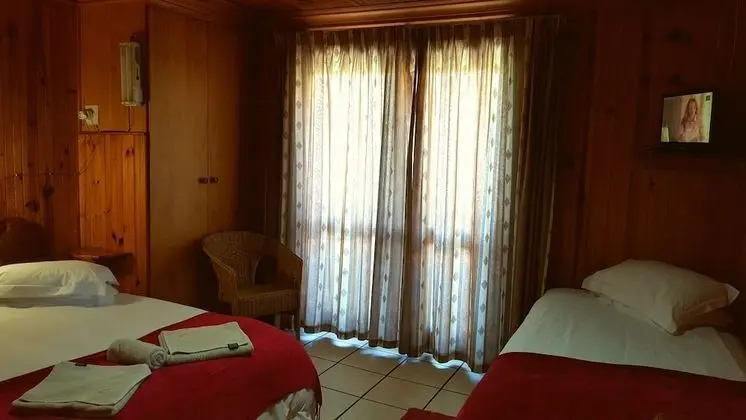 Lakeside Knysna Accomodation - Oda