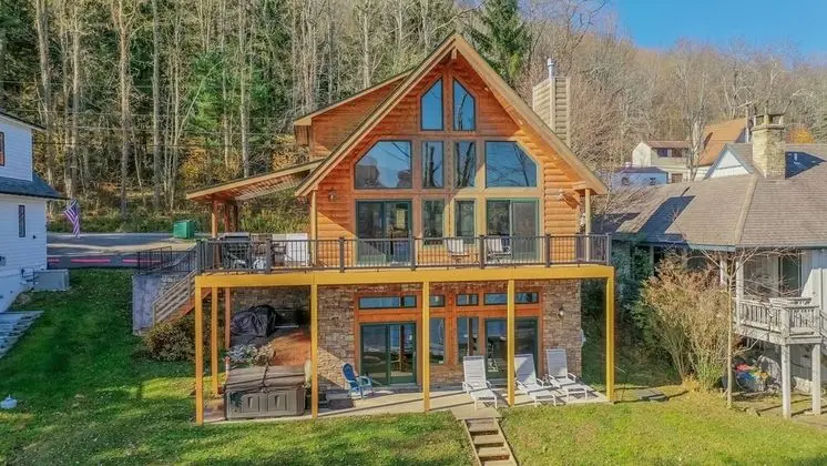 Lakeside Lodge - Dış Mekan
