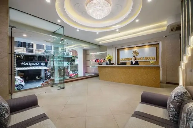 Lakeside Palace Hotel - Lobi