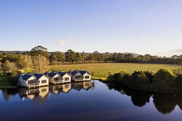 Lakeside Villas at Crittenden Estate