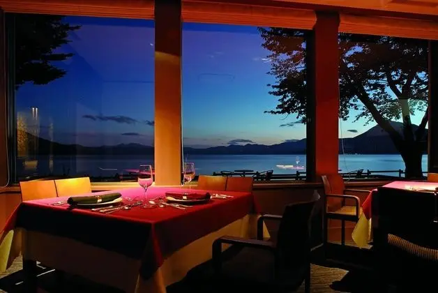 Lakeside Villa Suimeikaku