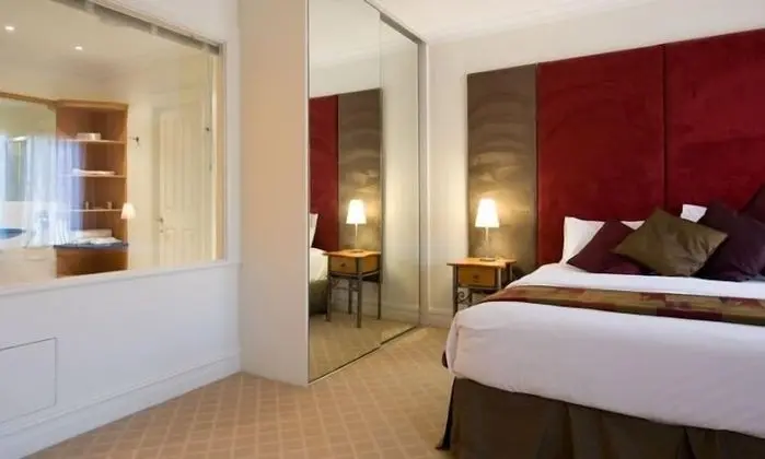 Lakeside Suites 4 - Oda