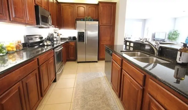 Lakeview Fantasy New! 3 Bedroom Condo by Redawning - Mutfak