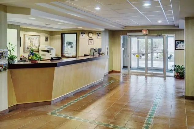 Lakeview Inns & Suites - Whitecourt - Lobi