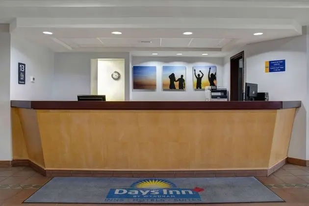 Lakeview Inns & Suites - Whitecourt - Lobi