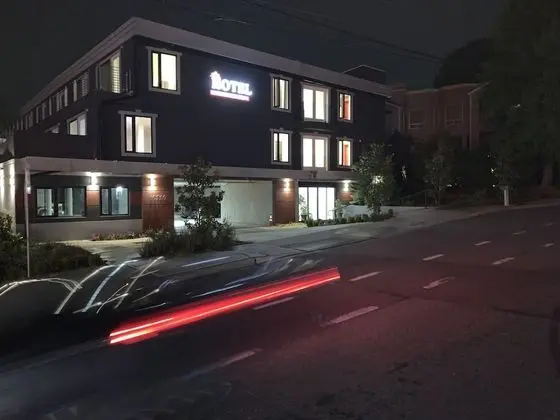 Lakeview Hotel - Dış Mekan