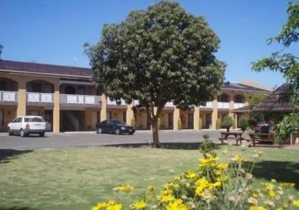 Lakeview Motel - Dış Mekanlar