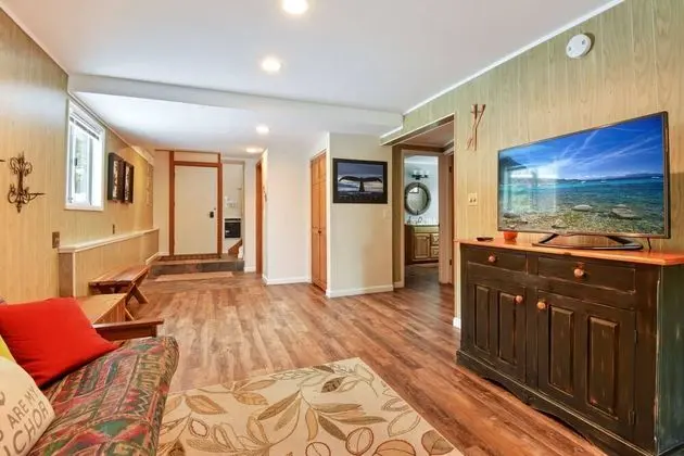 Lakeview Tree House - Oda