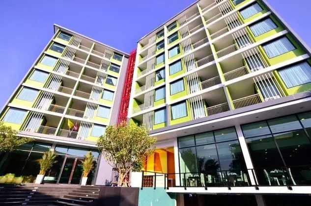 Lakkhana Poolside Resort - Dış Mekan