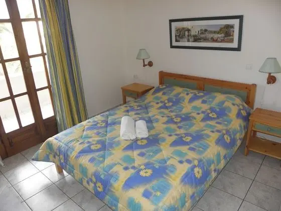 Lakonia Bay - Apartments - Oda