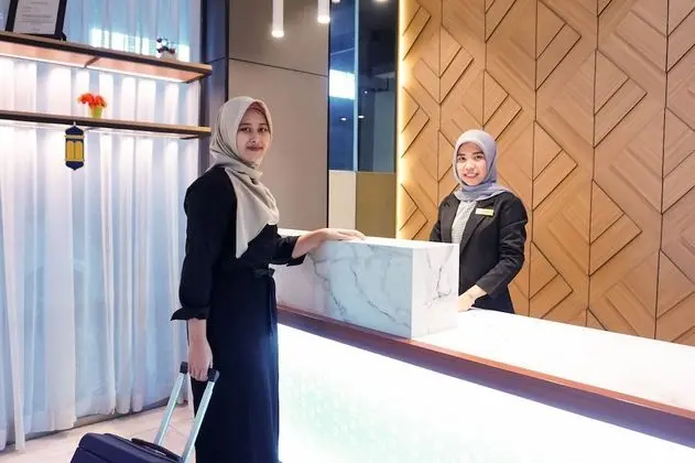 Hotel Laksana Solo Managed By Dafam - Lobi