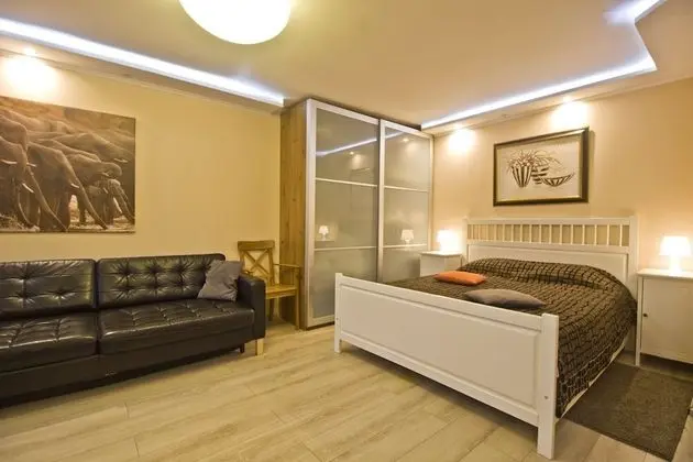 Lakshmi 1905 Apartment