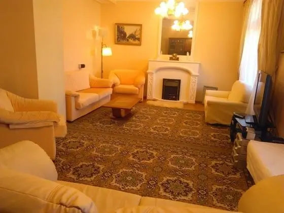 Lakshmi Club Apartment 3-bedroom